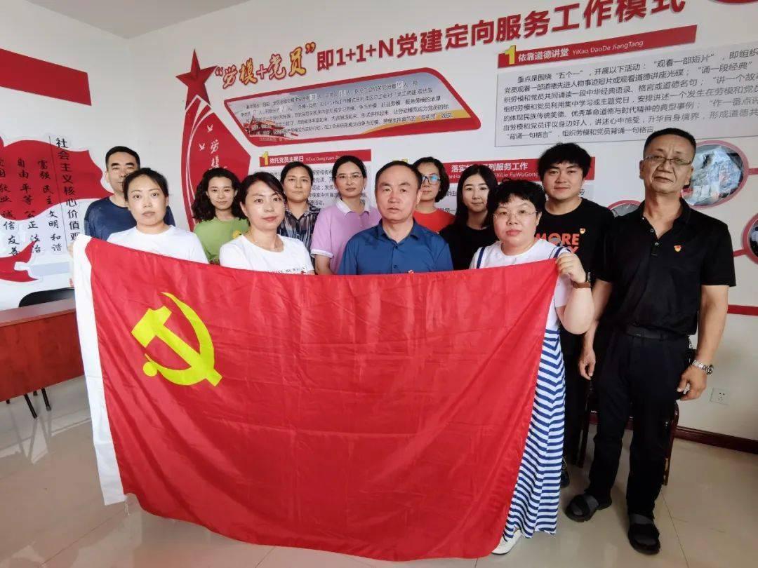 她在《甄嬛传》中只出现四次,背后主子很强大,间接害死了一人